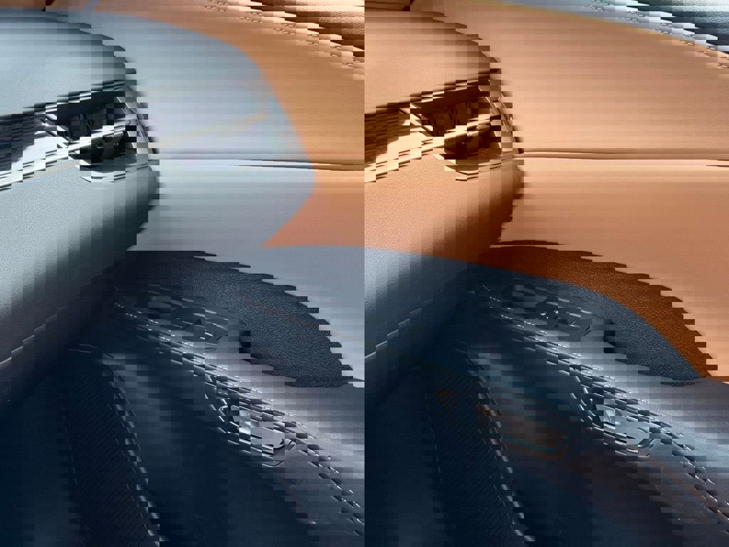 Certified 2025 Lexus RX 350 FWD w/ Technology Package image 39