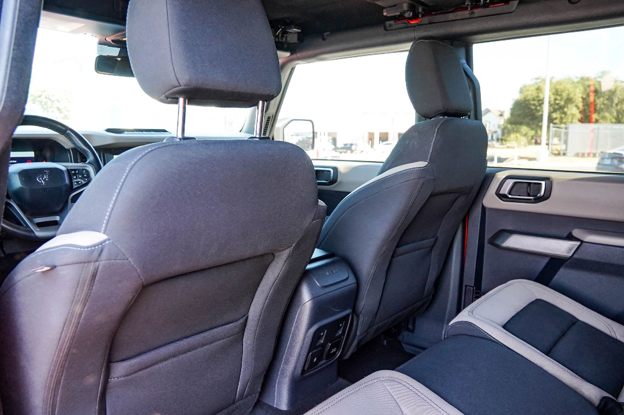 Used 2022 Ford Bronco Wildtrak image 25