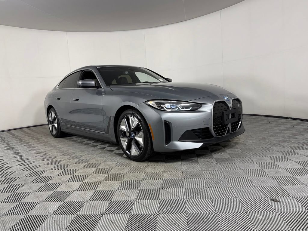 Used 2024 BMW i4 eDrive35 RWD image 5