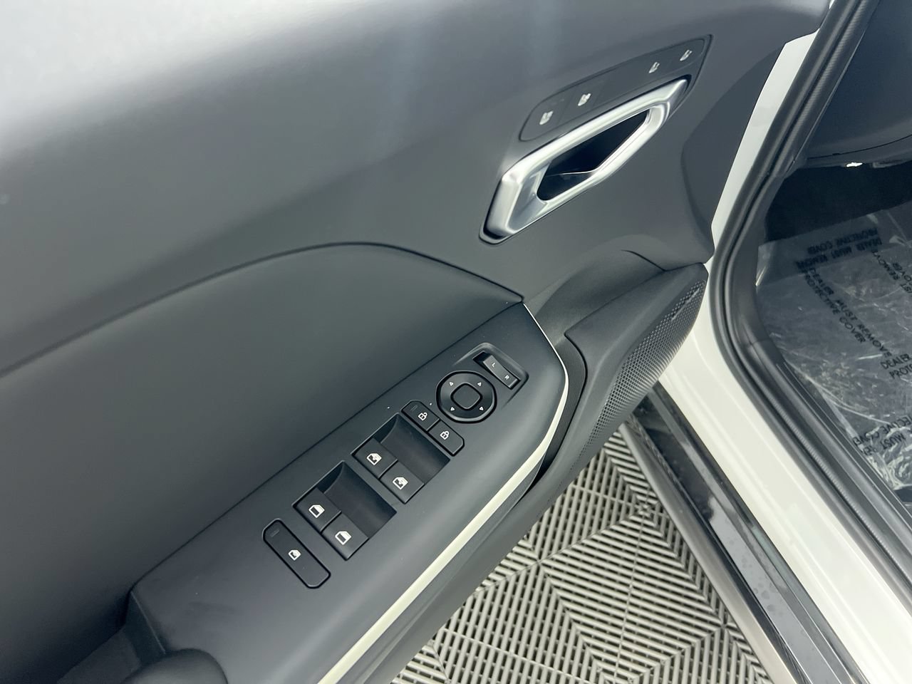 New 2026 Kia K4 GT-Line w/ GT-Line Sunroof Package FWD image 16