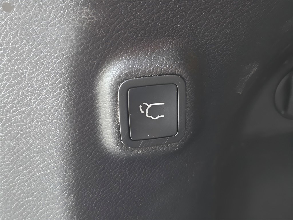 Used 2021 Jeep Cherokee Latitude Lux 80th Anniv w/ Quick Order Package 26U 80TH image 15