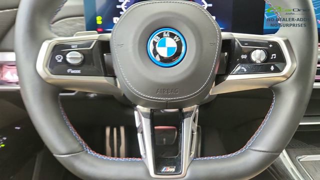 Used 2024 BMW i7 M70 w/ Executive Package image 40