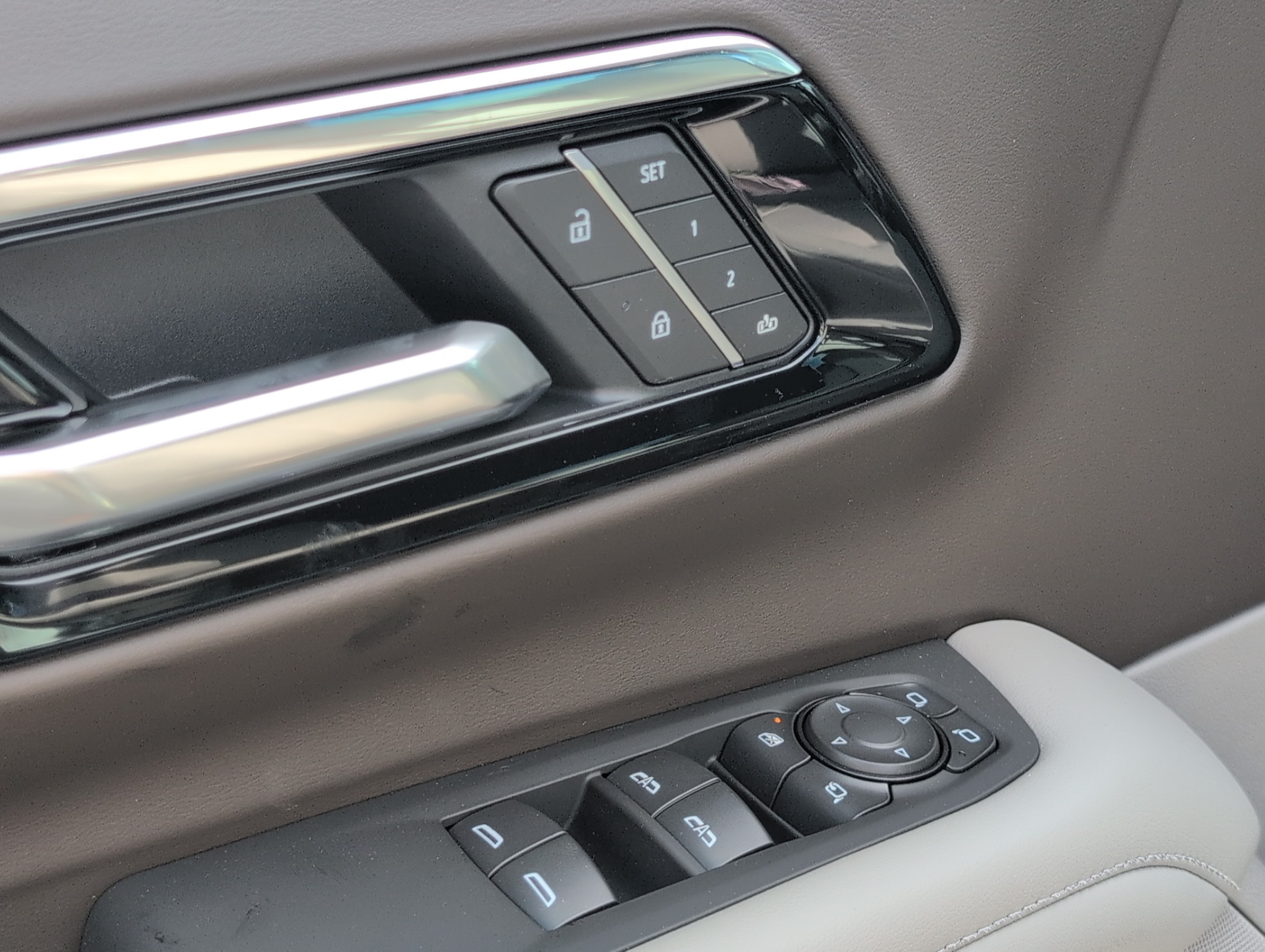 New 2026 Chevrolet Tahoe LT RWD image 16