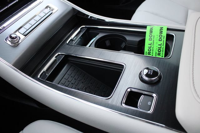 New 2026 Lincoln Aviator AWD image 17