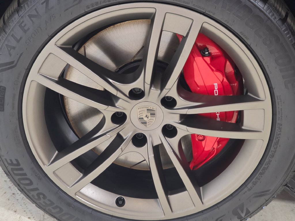 New 2026 Porsche Cayenne Turbo AWD/4WD image 11