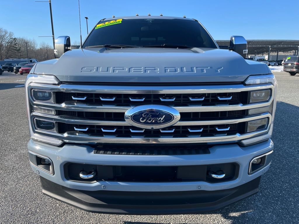 Used 2024 Ford F350 Platinum image 2