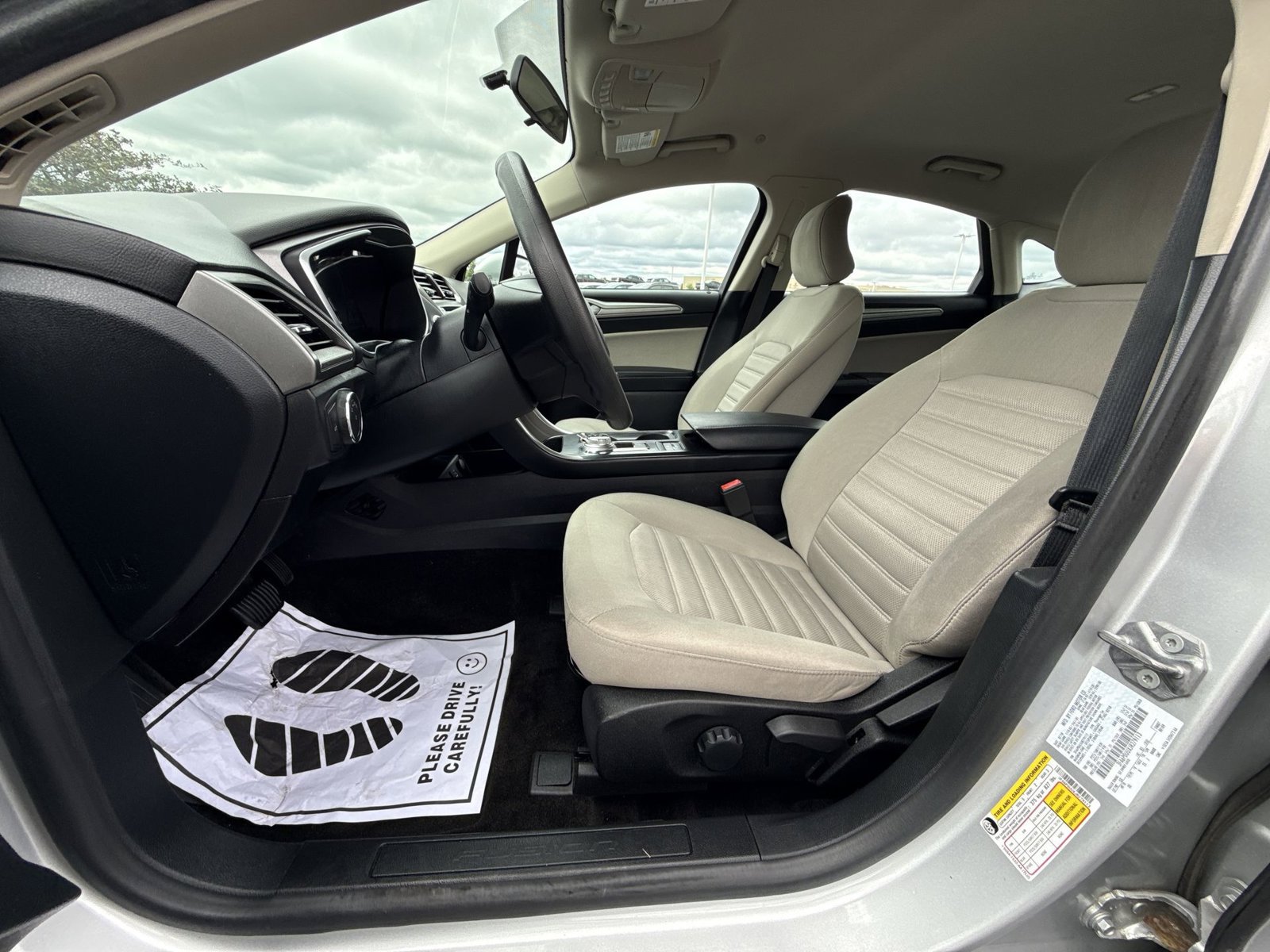 Used 2018 Ford Fusion S FWD image 12