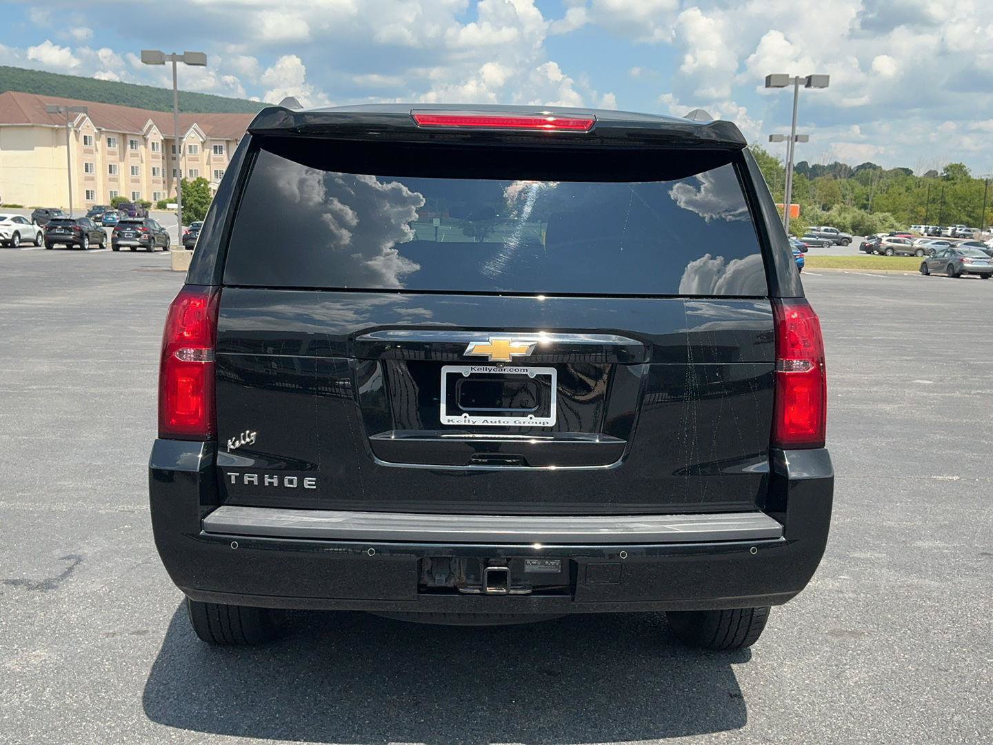 Used 2018 Chevrolet Tahoe LS AWD/4WD image 8