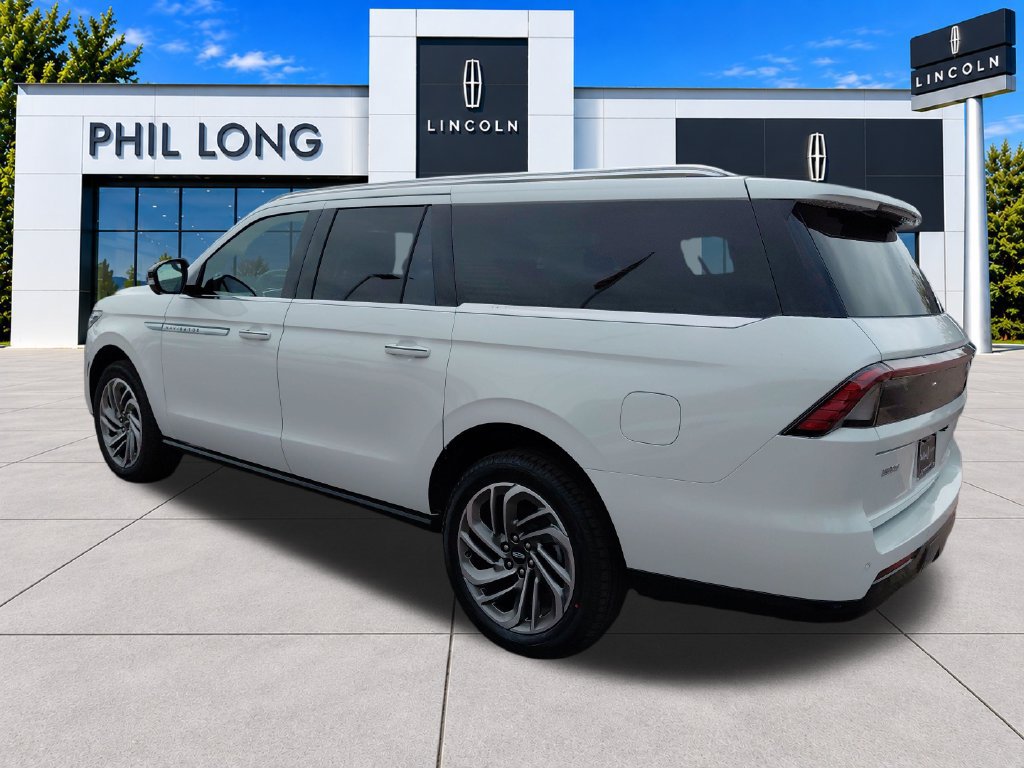 New 2026 Lincoln Navigator L Reserve AWD/4WD image 7