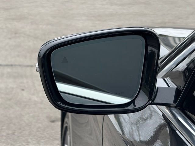 Used 2022 BMW 530i xDrive w/ Convenience Package image 15