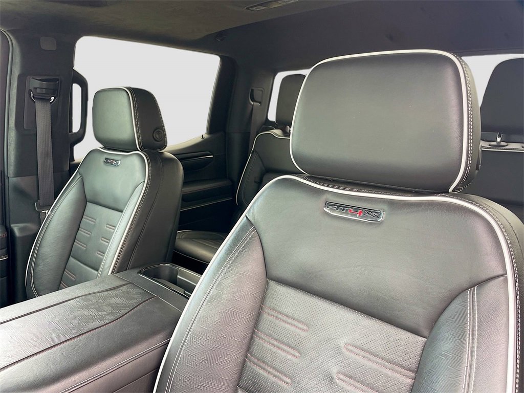 Used 2023 GMC Sierra 1500 AT4X image 13