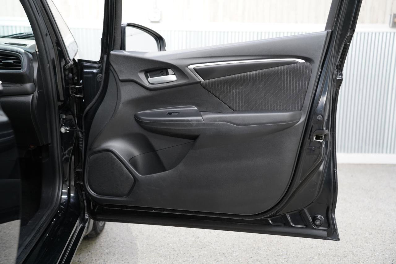 Used 2019 Honda Fit EX image 31