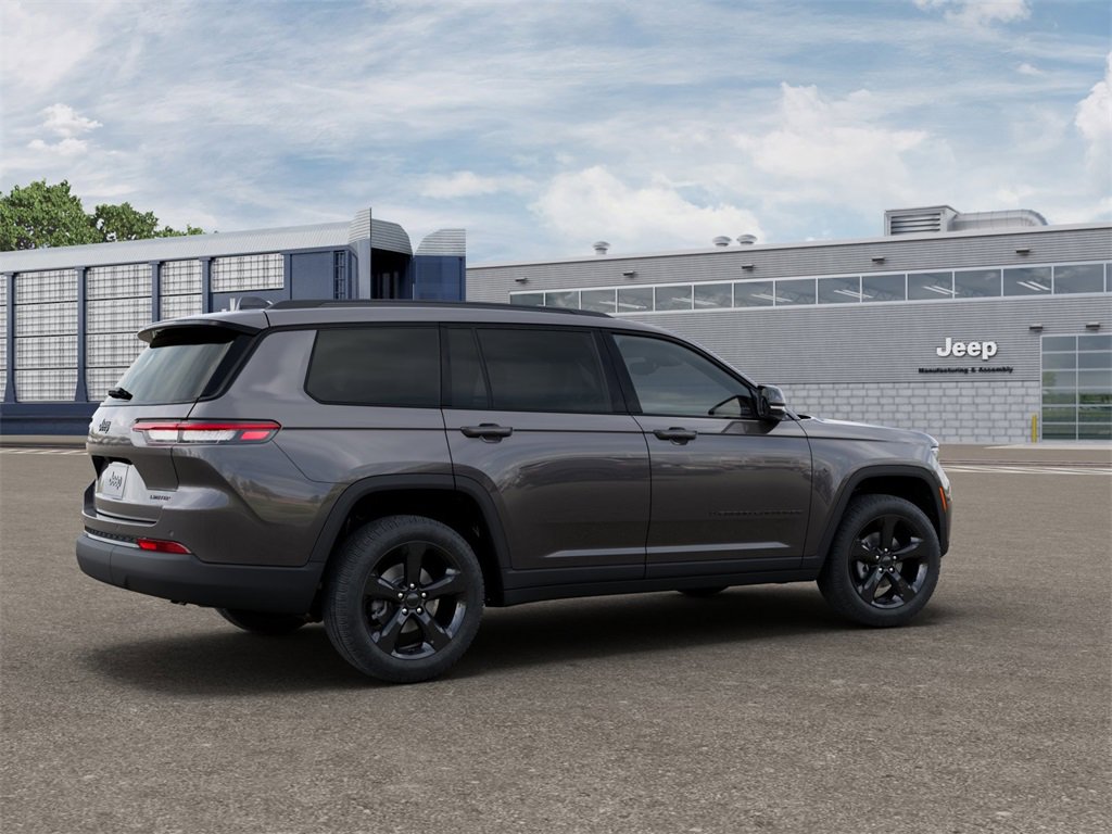 New 2025 Jeep Grand Cherokee L Limited w/ Black Appearance Package image 4