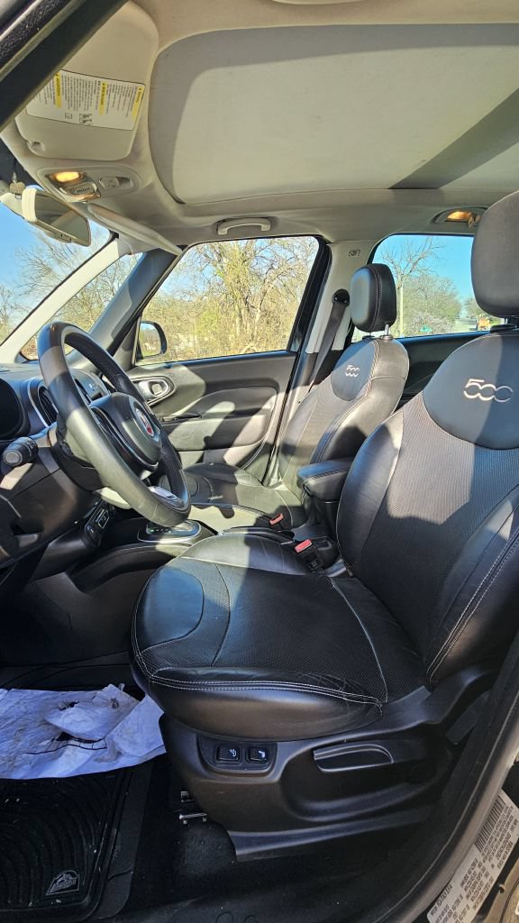 Used 2018 FIAT 500L Lounge FWD image 6
