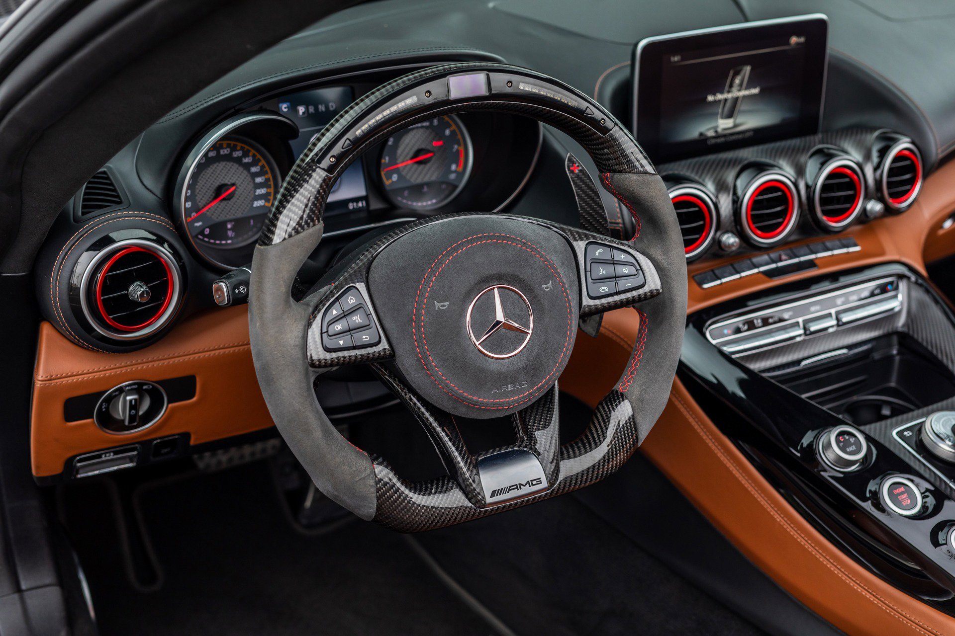 Used 2018 Mercedes-Benz AMG GT C image 7