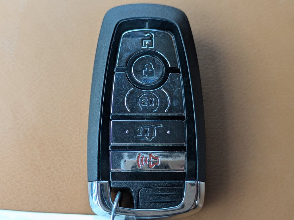 Certified 2024 Lincoln Aviator Black Label w/ Dynamic Handling Package AWD/4WD image 32