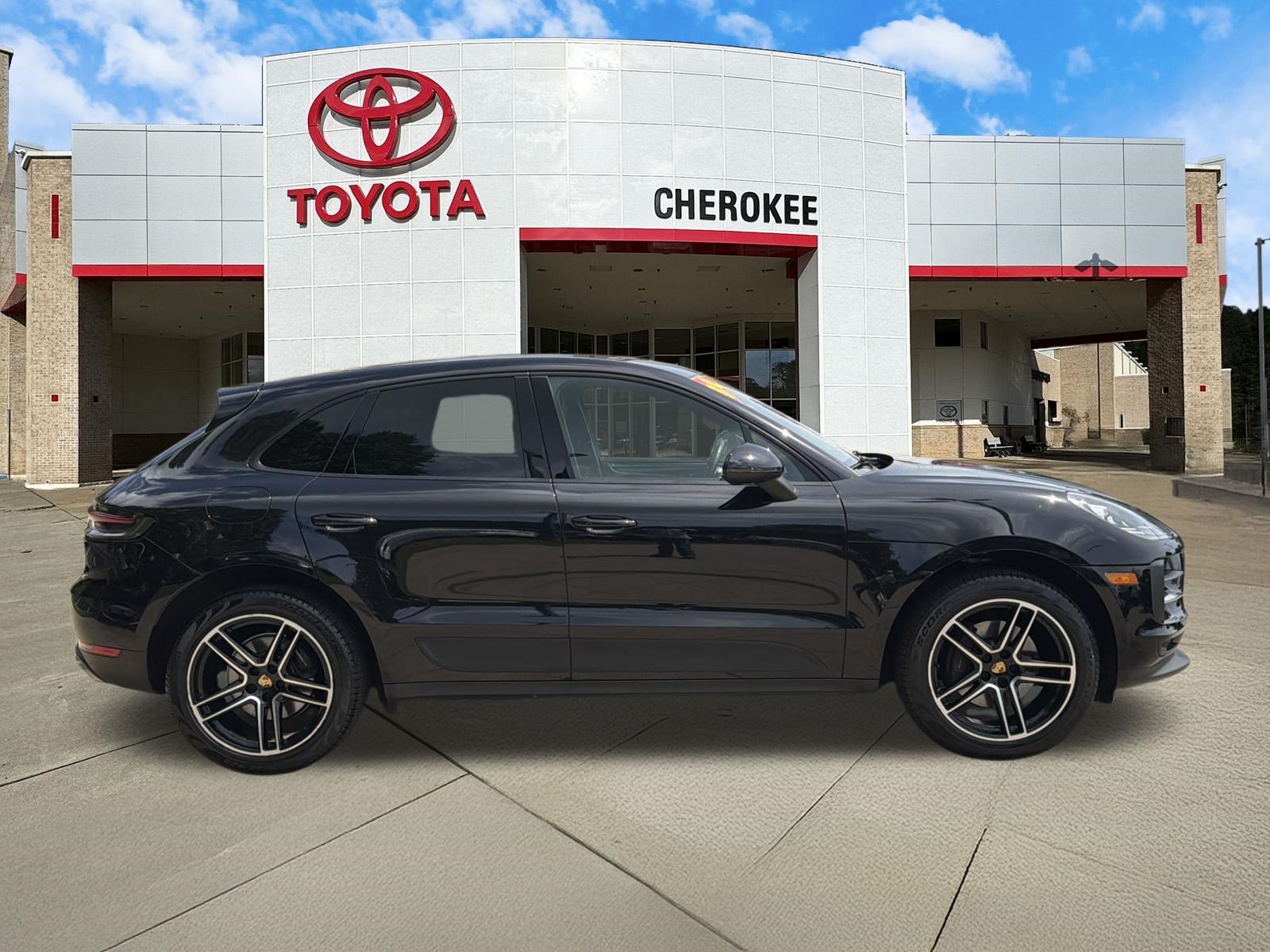 Used 2020 Porsche Macan AWD/4WD image 4