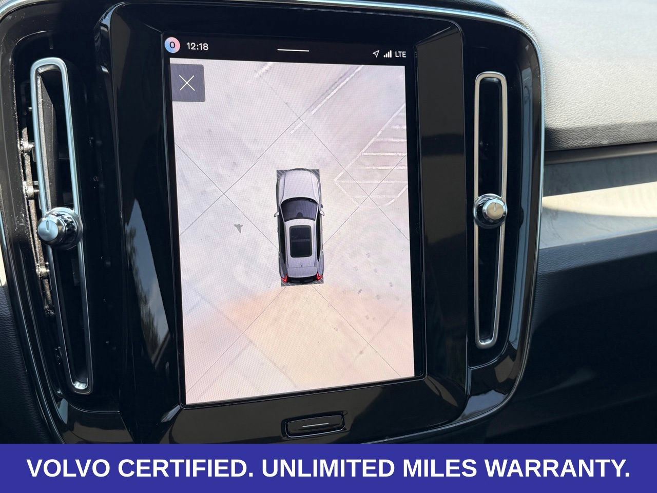 Certified 2026 Volvo XC40 B5 Plus AWD/4WD image 19