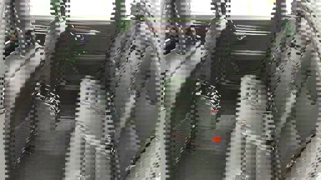 Used 2018 Volvo S90 T5 Momentum w/ Convenience Package image 22