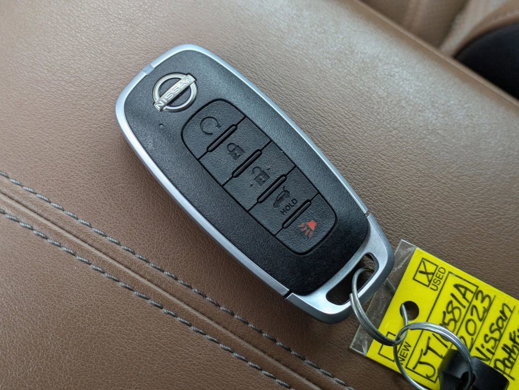 Used 2023 Nissan Pathfinder Platinum w/ Cargo Package image 12