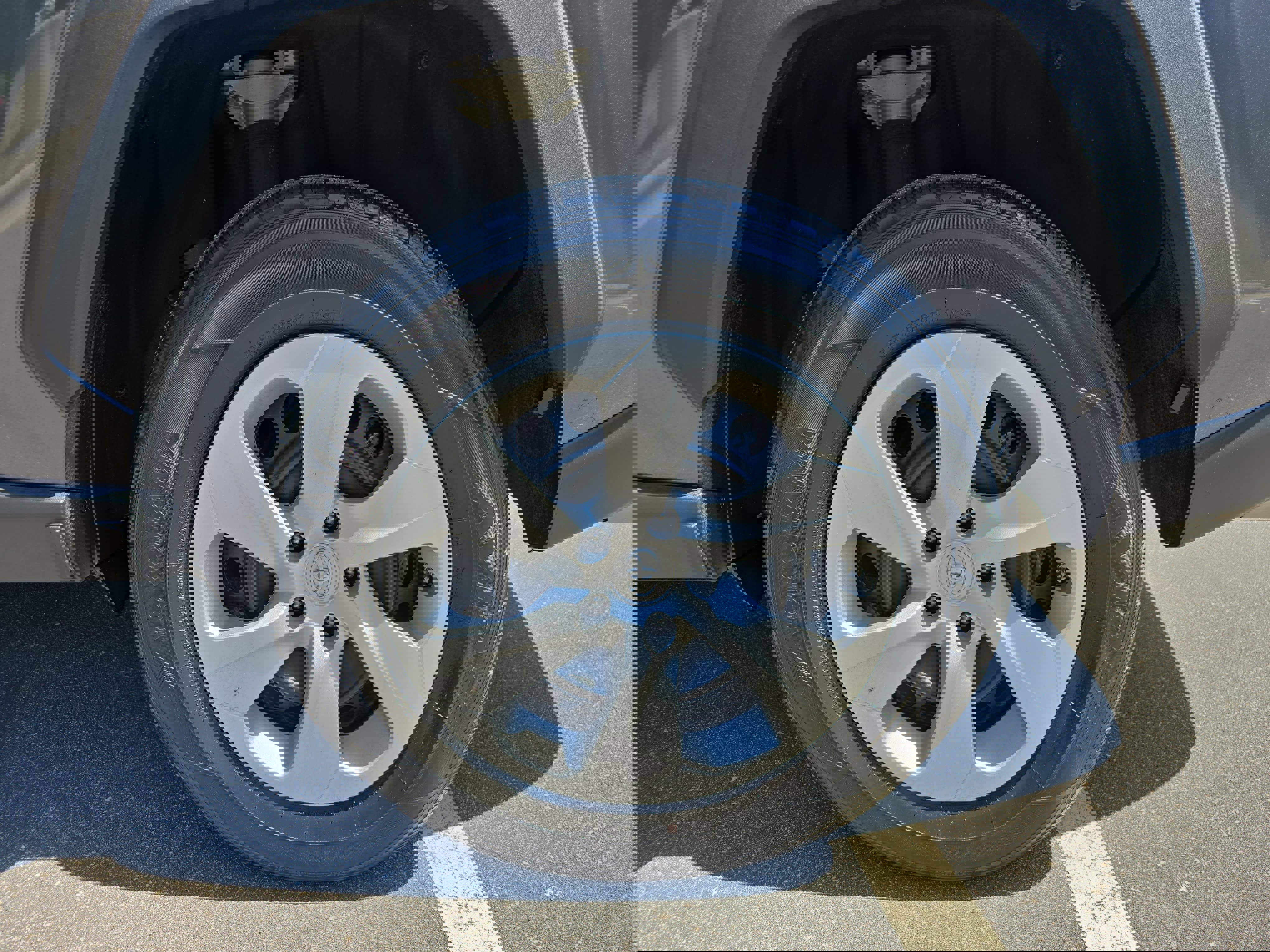 Used 2024 Toyota RAV4 LE FWD image 36