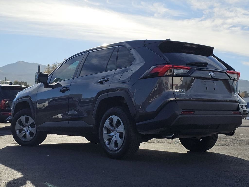 Used 2023 Toyota RAV4 LE image 21