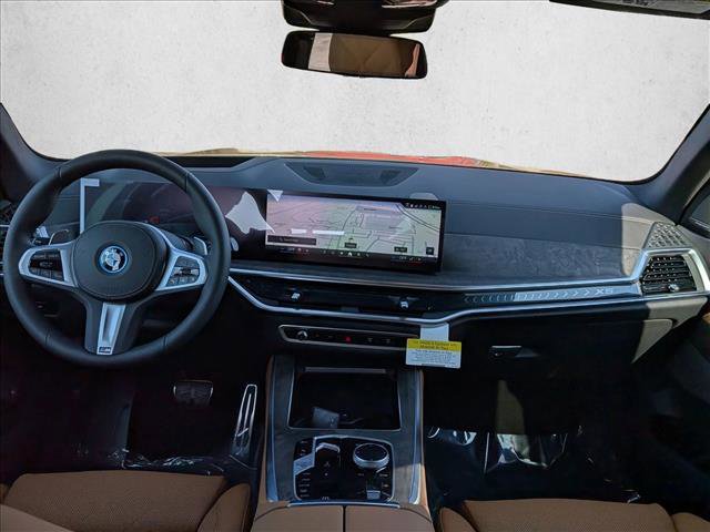 New 2026 BMW X5 xDrive50e w/ M Sport Package AWD/4WD image 16