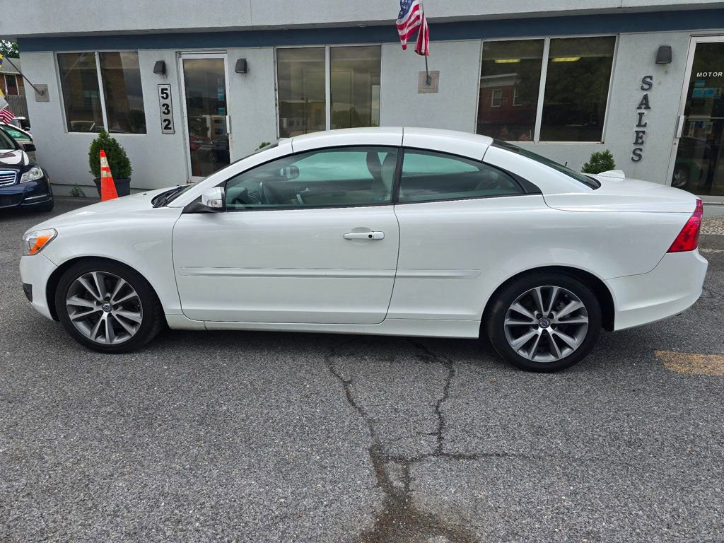 Used 2011 Volvo C70 T5 w/ Convenience Pkg FWD image 7