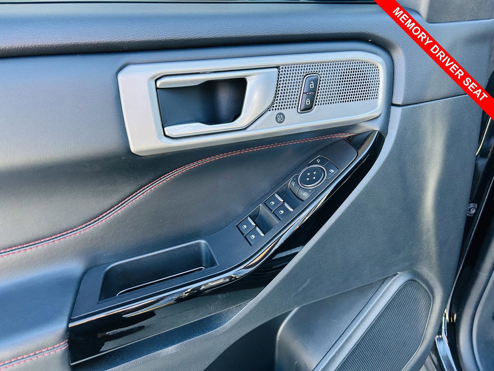 Used 2023 Ford Explorer ST-Line w/ Class IV Trailer Tow Package image 16