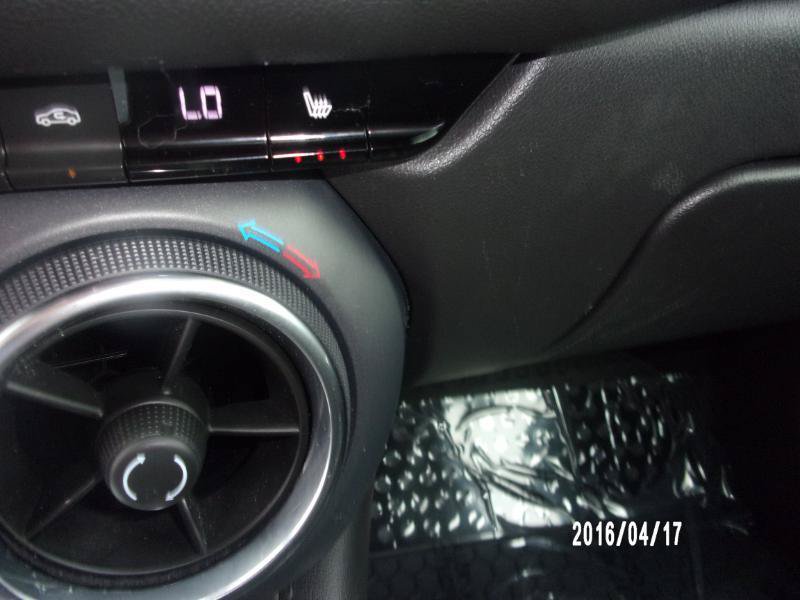 Used 2021 Chevrolet Blazer LT FWD image 22