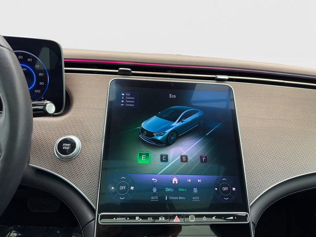 Used 2023 Mercedes-Benz EQE 500 4MATIC Sedan w/ Pinnacle Trim Package image 19