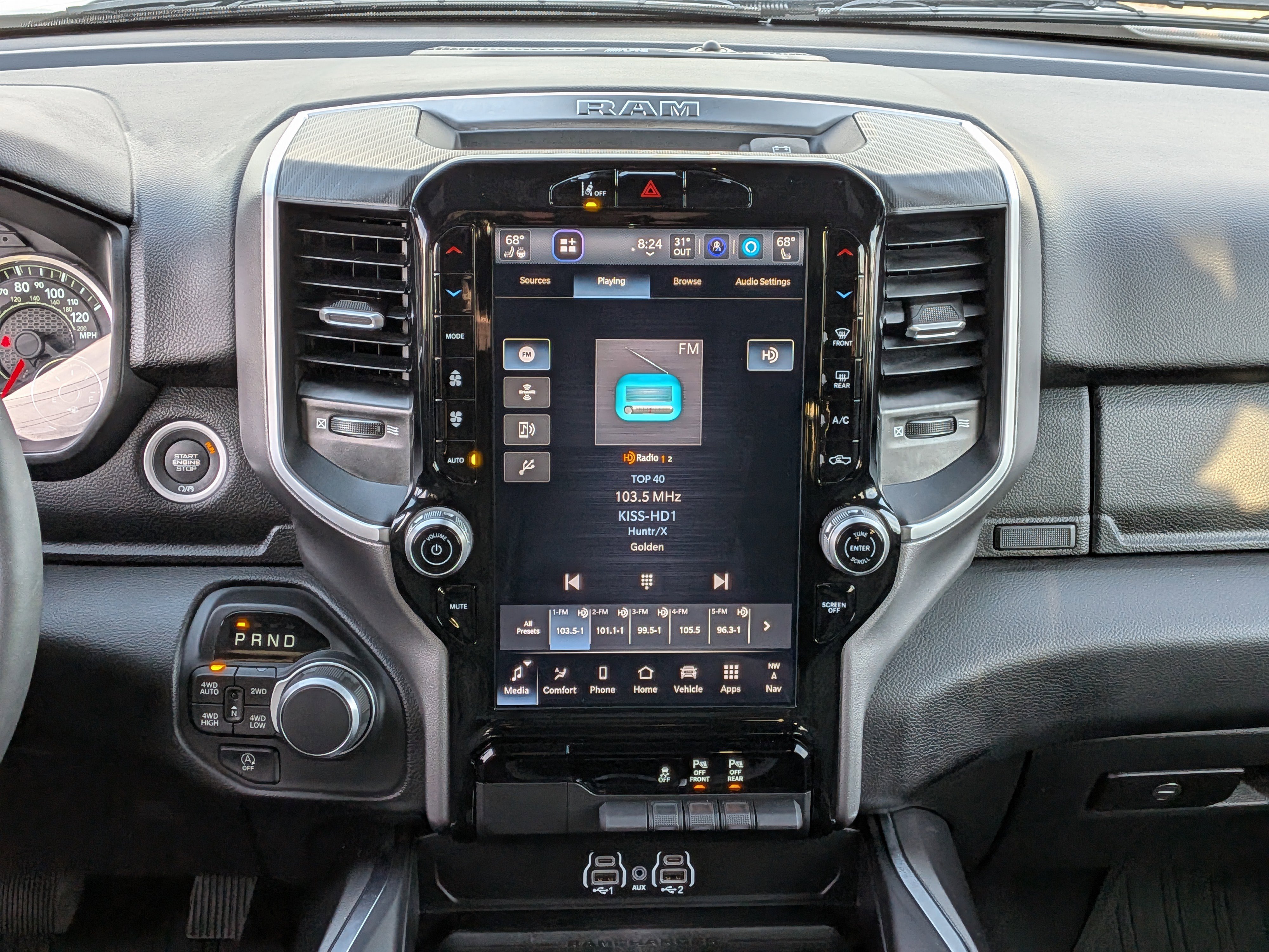 Used 2025 RAM 1500 Big Horn image 33