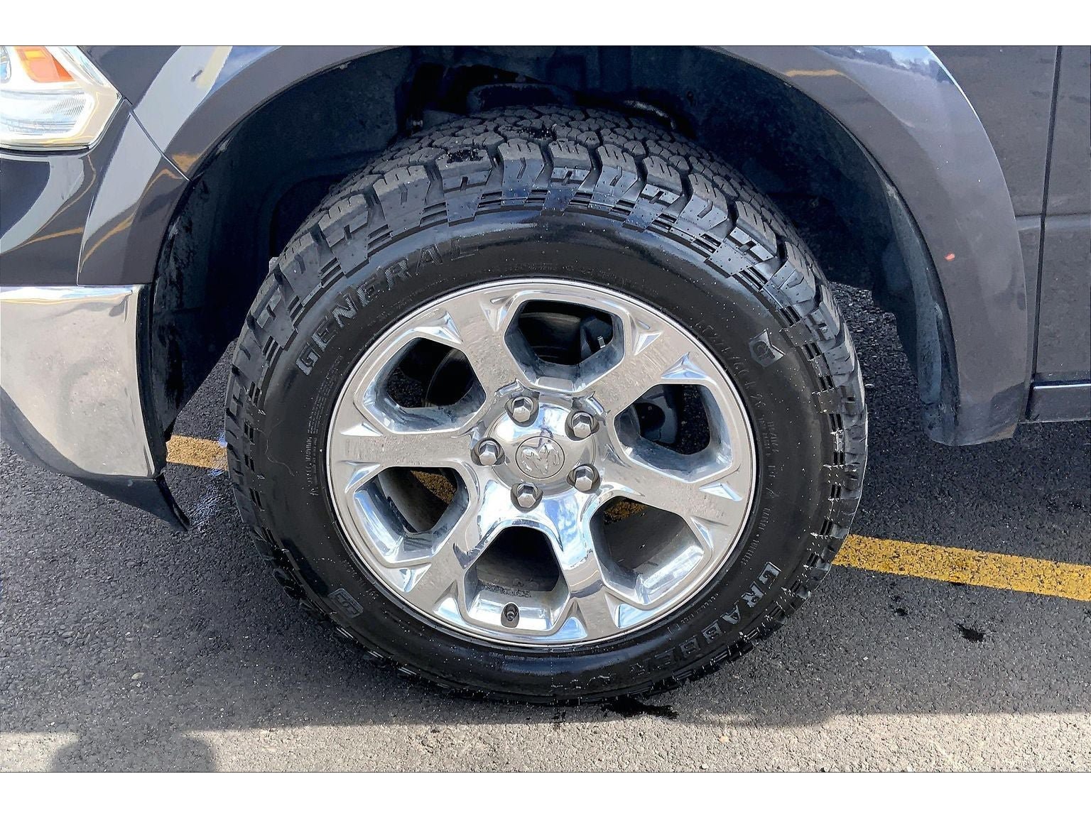 Used 2013 RAM 1500 Laramie w/ Convenience Group AWD/4WD image 9