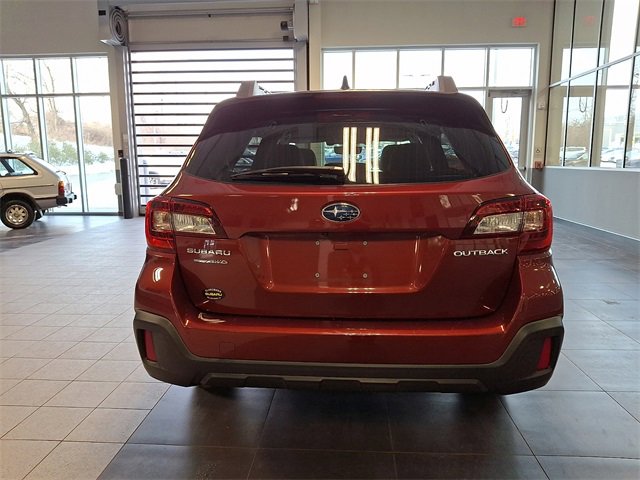 Used 2019 Subaru Outback 2.5i Premium image 5