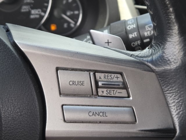 Used 2011 Subaru Outback 3.6R Limited AWD/4WD image 6