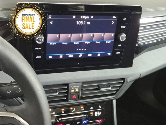 Used 2025 Volkswagen Jetta SE w/ Sunroof Package image 23