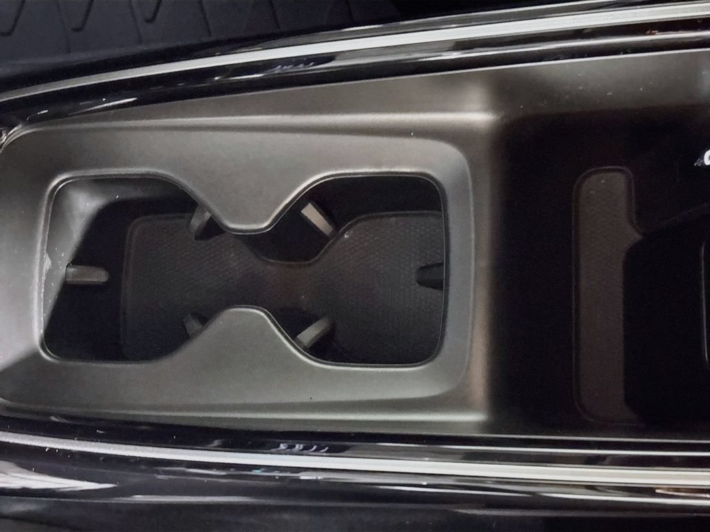 Certified 2023 Volkswagen ID.4 Pro S AWD/4WD image 16