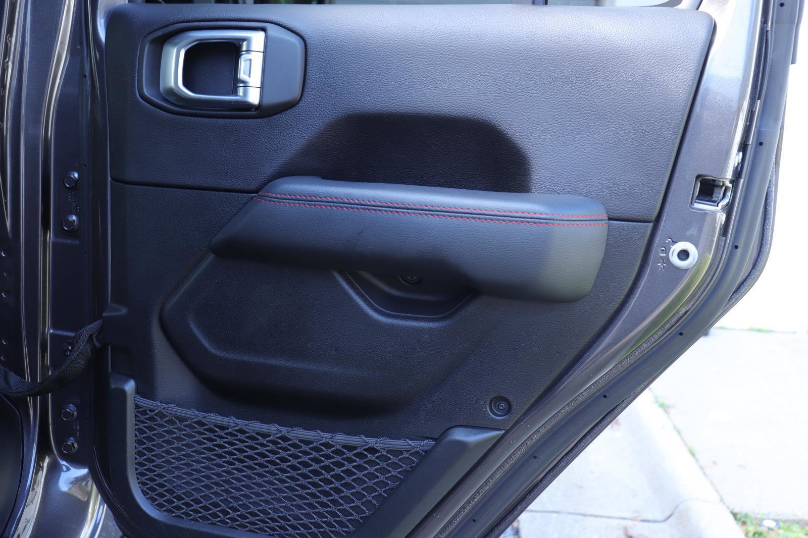 Used 2019 Jeep Wrangler Unlimited Rubicon image 19