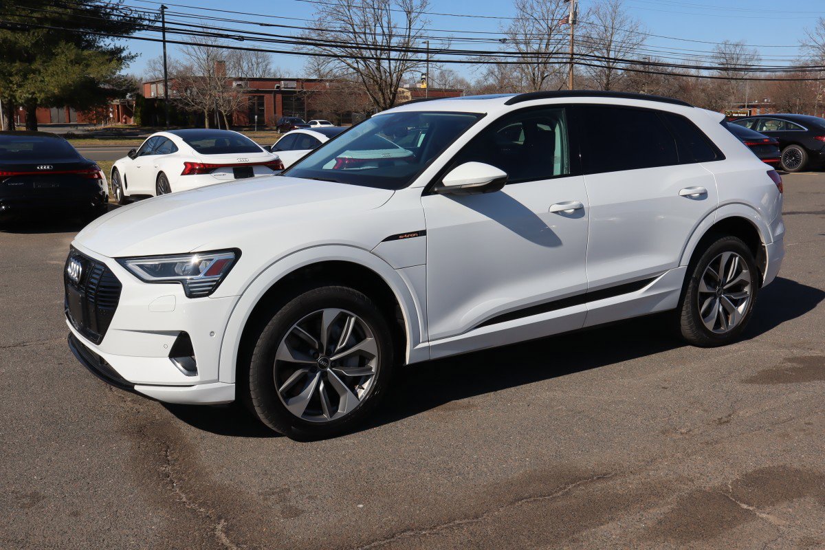 Used 2021 Audi e-tron Premium Plus w/ Premium Plus Package