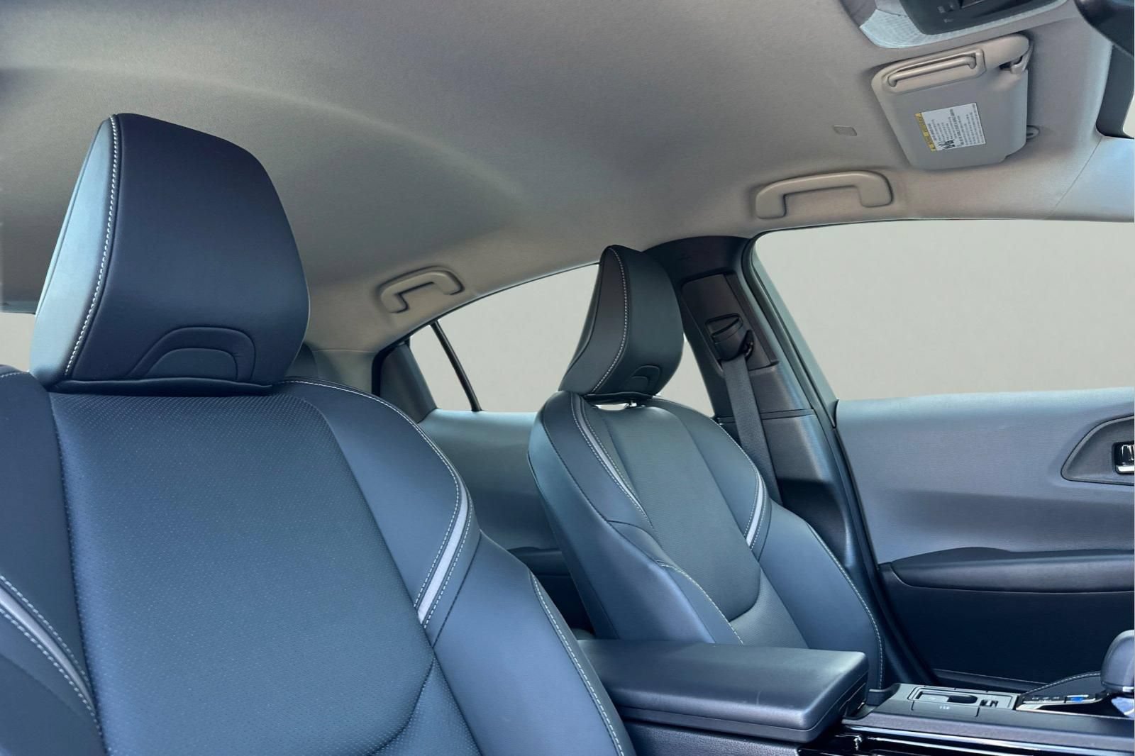 Certified 2024 Toyota Prius XLE FWD image 22