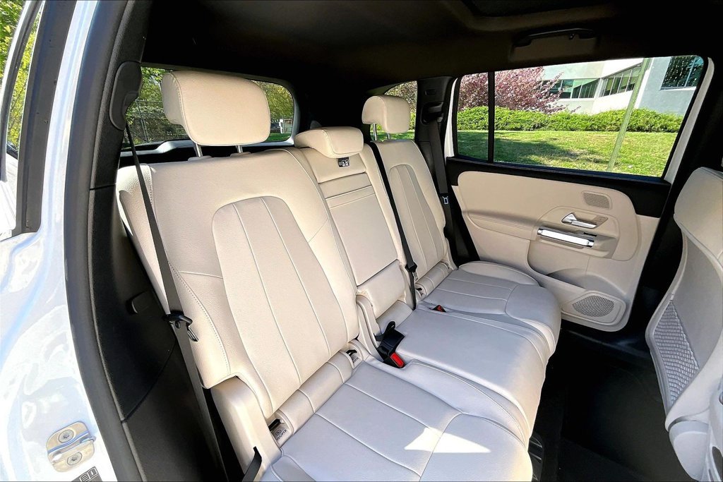 Used 2026 Mercedes-Benz GLB 250 4MATIC image 29
