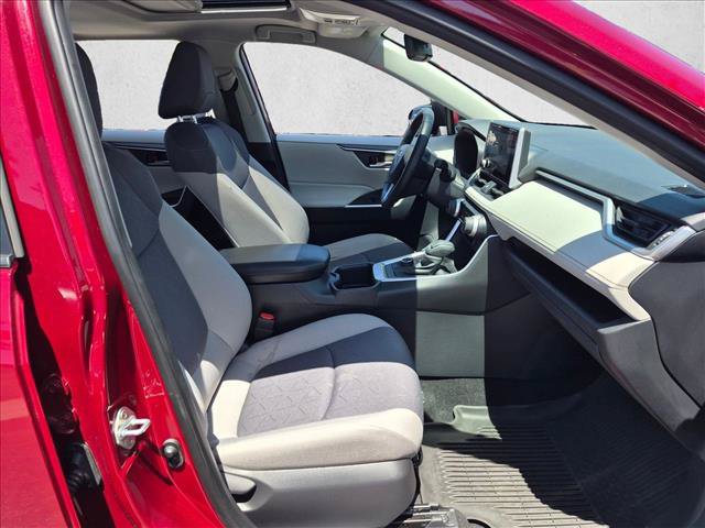 Used 2025 Toyota RAV4 XLE w/ Convenience Package AWD/4WD image 20
