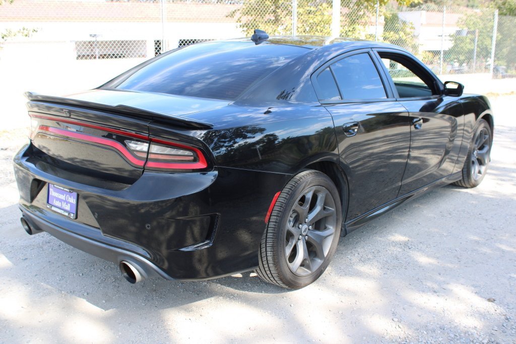 Used 2019 Dodge Charger GT image 4