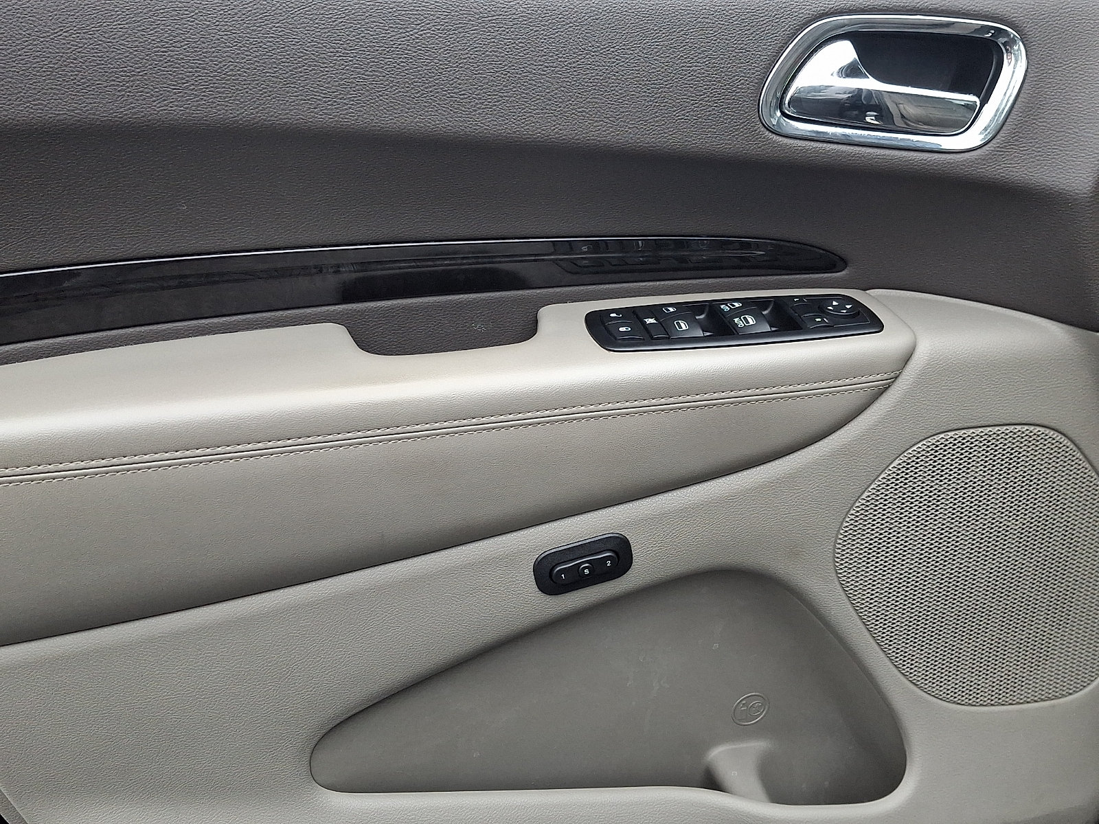 Used 2012 Dodge Durango Crew w/ Leather Interior Group AWD/4WD image 13