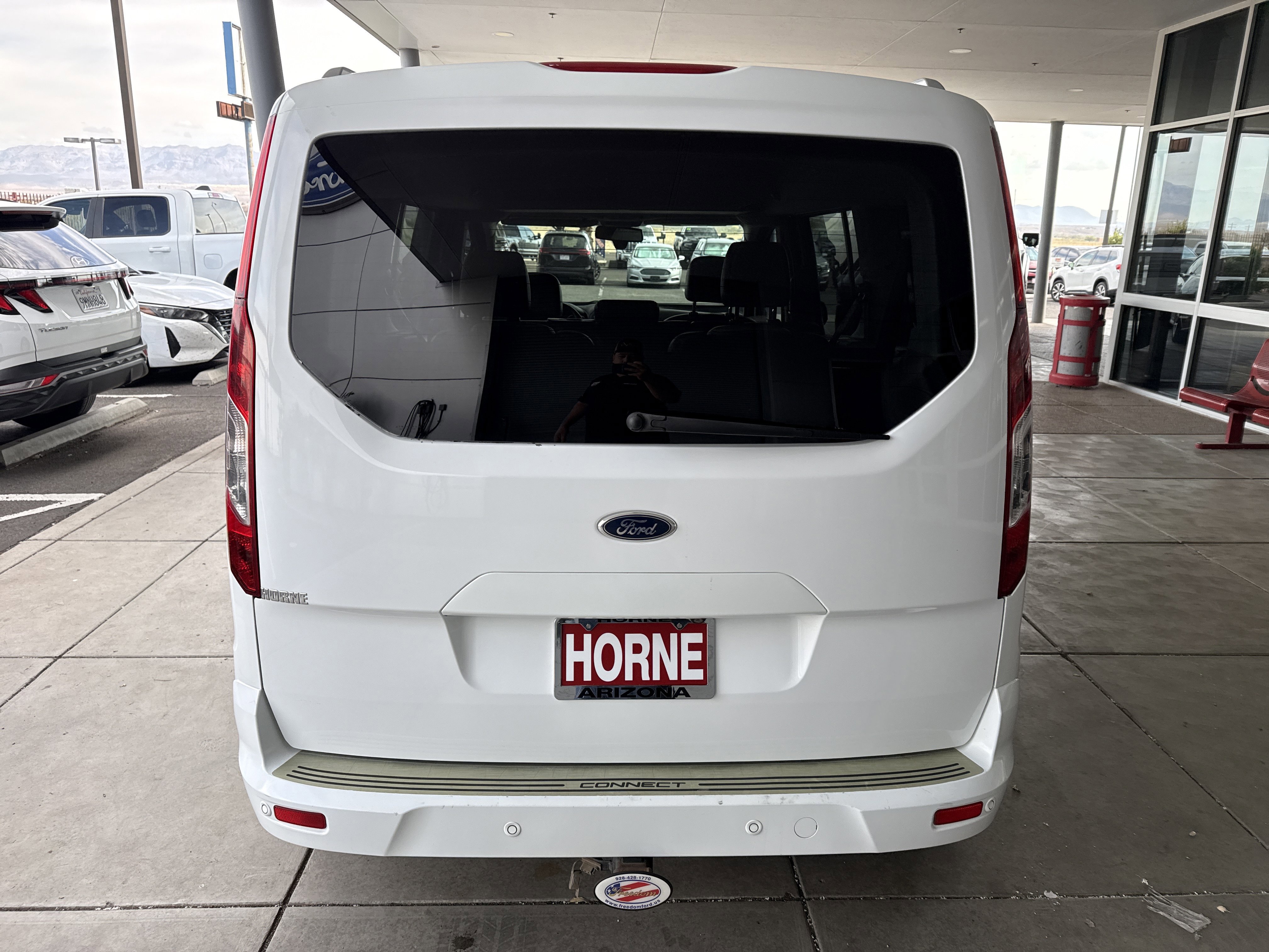 Used 2015 Ford Transit Connect Titanium image 5
