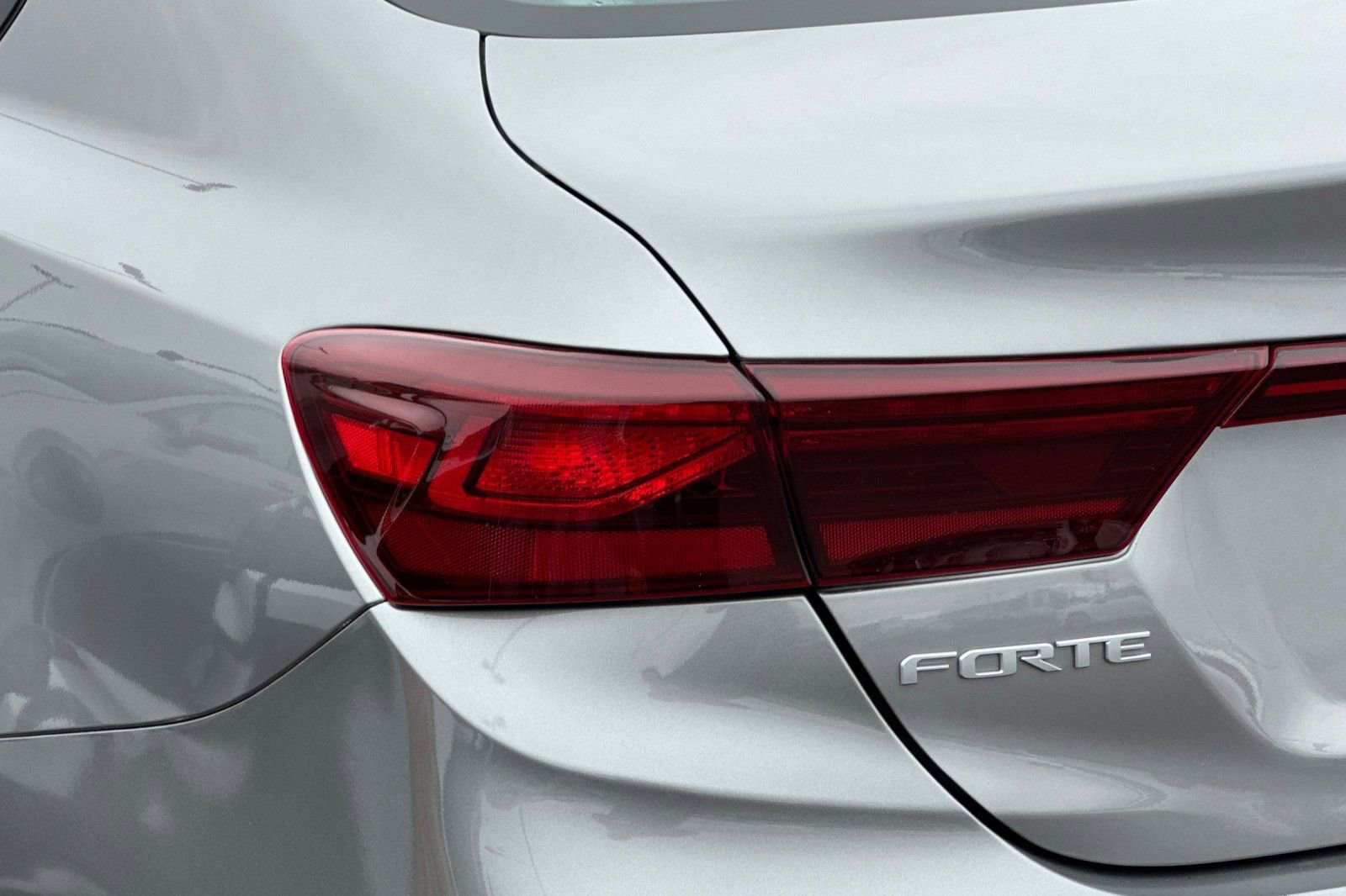 Certified 2023 Kia Forte LXS w/ LXS Technology Package image 25