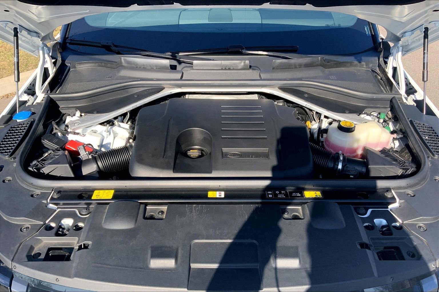 Used 2024 Land Rover Range Rover Sport SE image 29