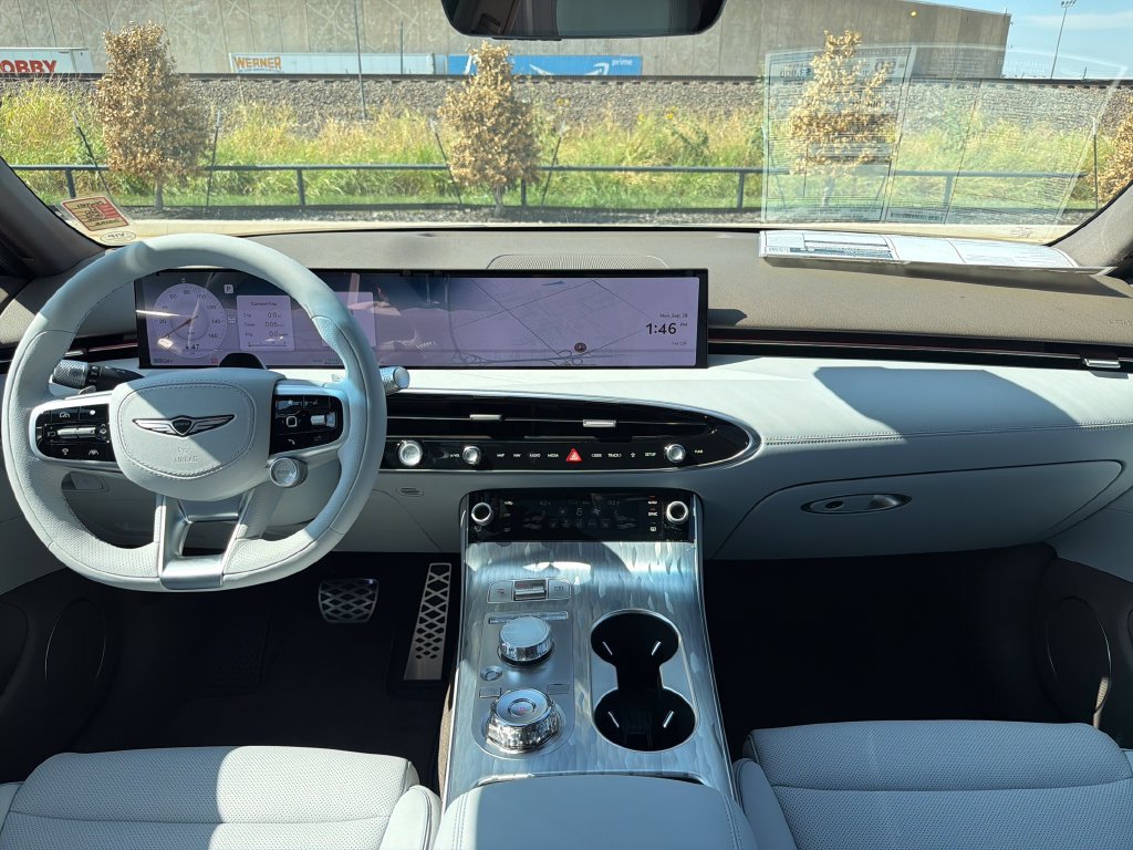 New 2027 Genesis Electrified GV70 AWD/4WD image 15
