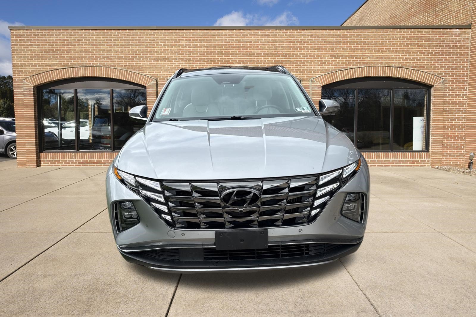 Used 2022 Hyundai Tucson Limited w/ Cargo Package AWD/4WD image 9
