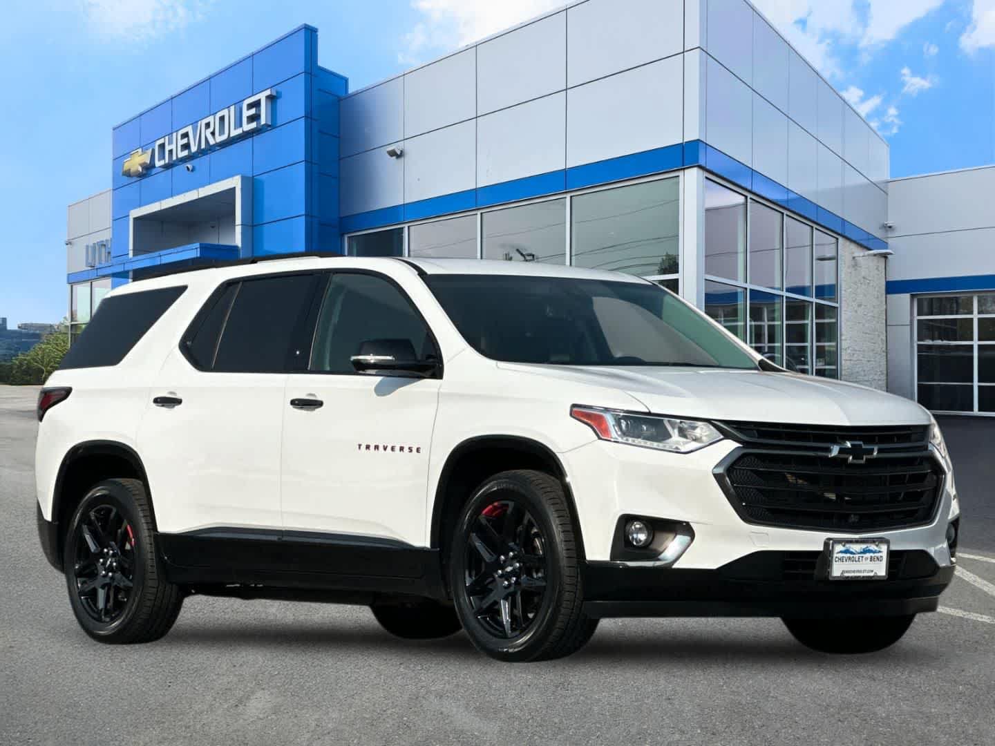 Used 2020 Chevrolet Traverse Premier w/ Redline Edition AWD/4WD image 9